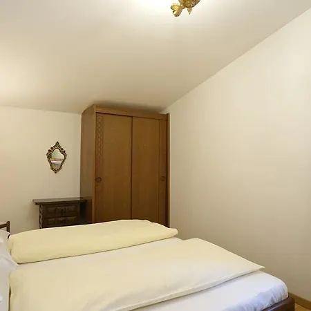 Landhaus Frenes Apartments Seefeld in Tirol Room photo