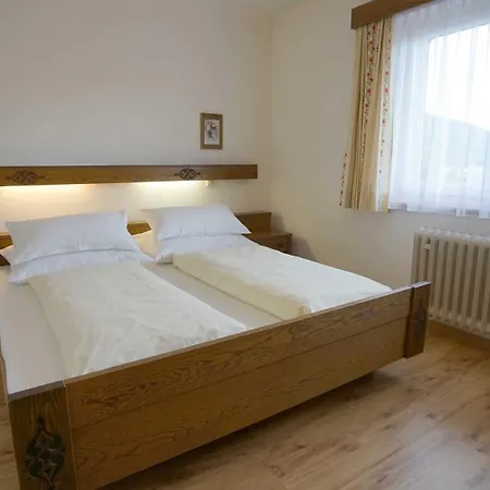 Landhaus Frenes Apartments Seefeld in Tirol Room photo